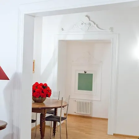Center Apartment